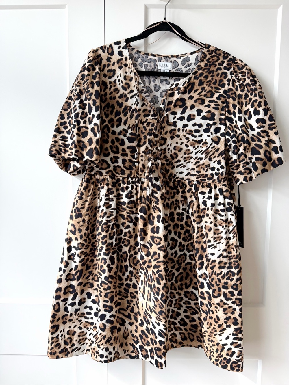 Leopard puff sleeve dress